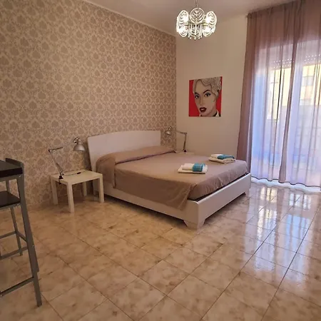 Alojamento de Acomodação e Pequeno-almoço Bed Anthos Porto Cesareo